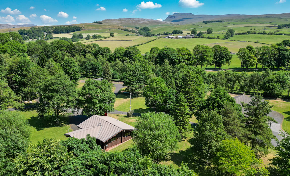 Holly Lodge Self Catering Holiday Cabin in the Yorkshire Dales